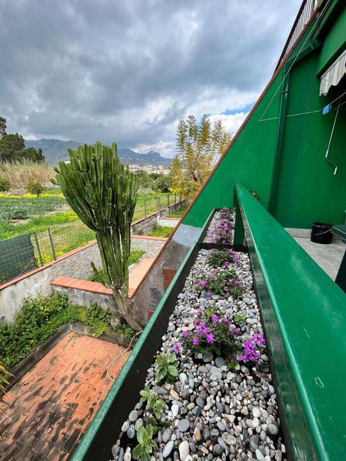 Casa Dei Fiori Con La Vista A Taormina Lejlighed Schiso Eksteriør billede