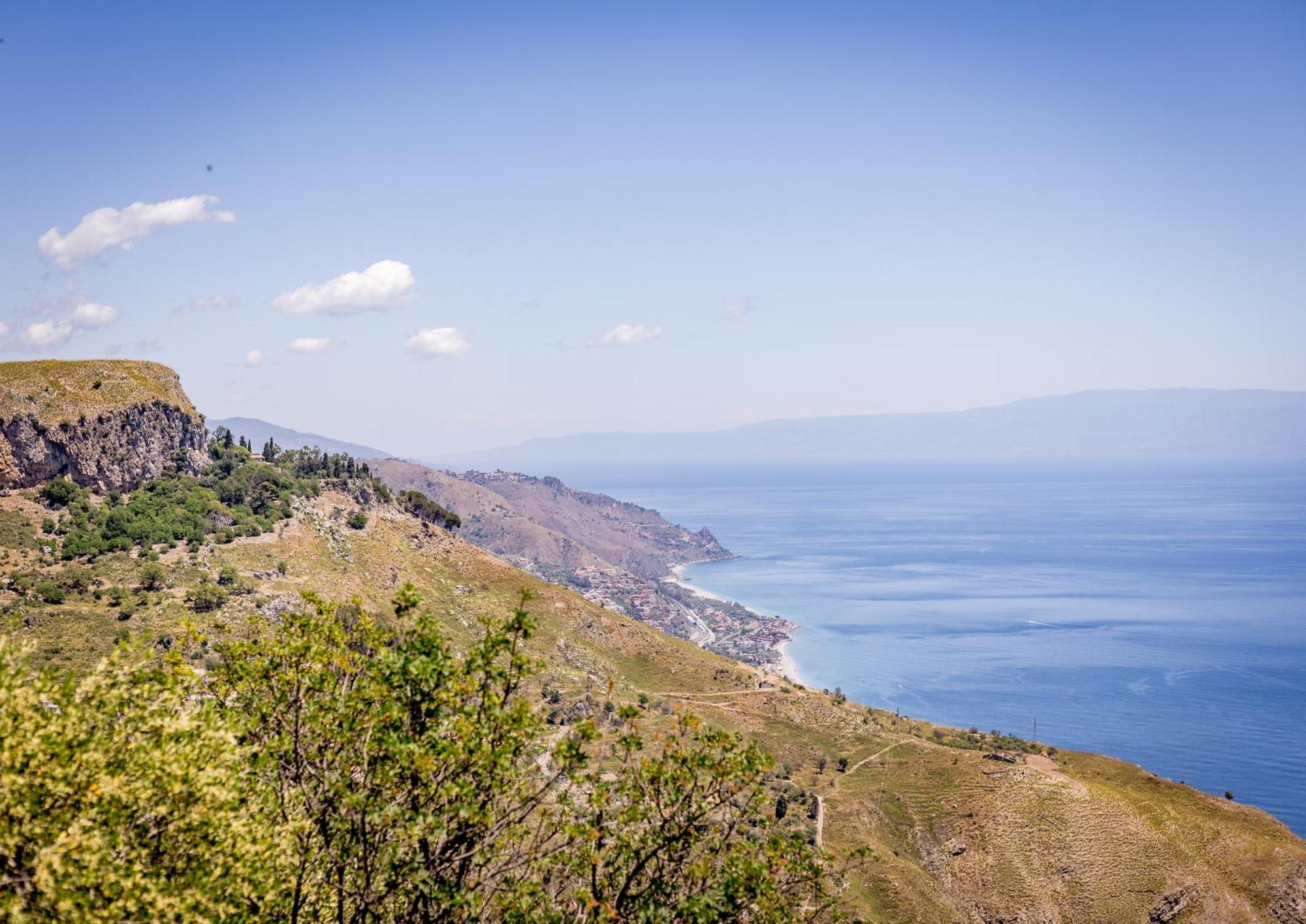 Casa Dei Fiori Con La Vista A Taormina Lejlighed Schiso Eksteriør billede